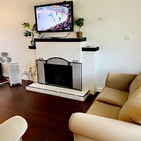 Vila Vintage - 3 Bed House - North Surrey - Ping-Pong And Pool Table - Tv Cable Exteriér fotografie
