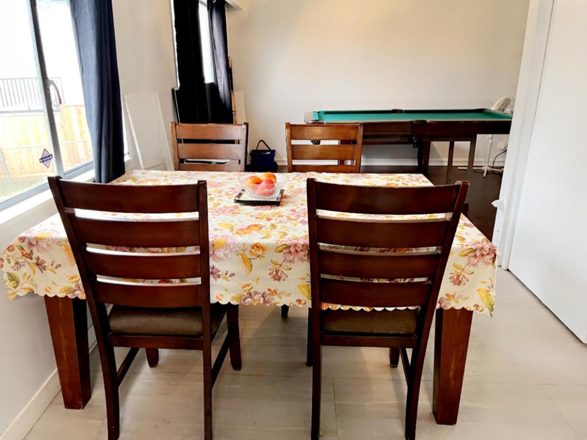 Vila Vintage - 3 Bed House - North Surrey - Ping-Pong And Pool Table - Tv Cable Exteriér fotografie